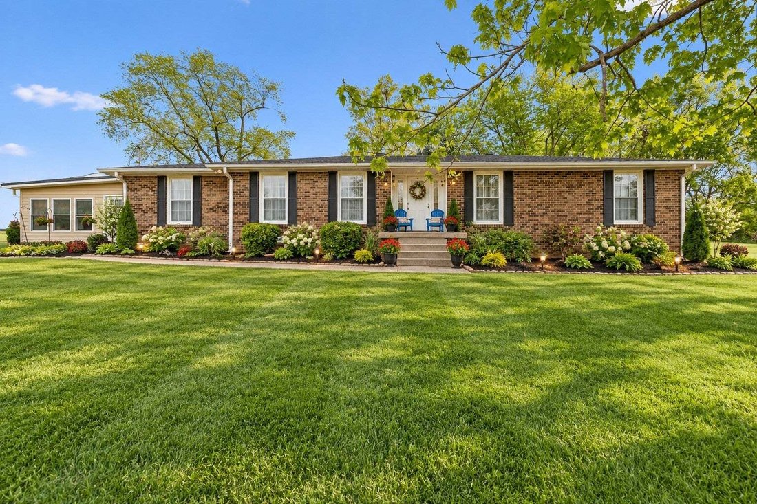 House in Lebanon, Tennessee, United States 1 - 19013023