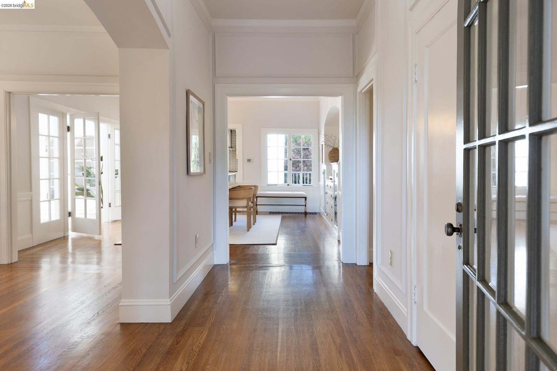 House in Oakland, California, United States 5 - 19012735
