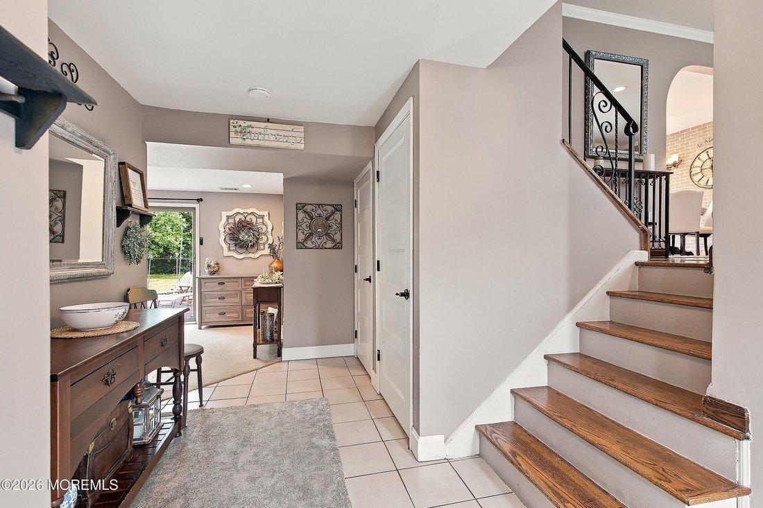 House in Manalapan Township, New Jersey, United States 5 - 19009117