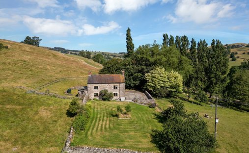 House in Staffordshire, England 1