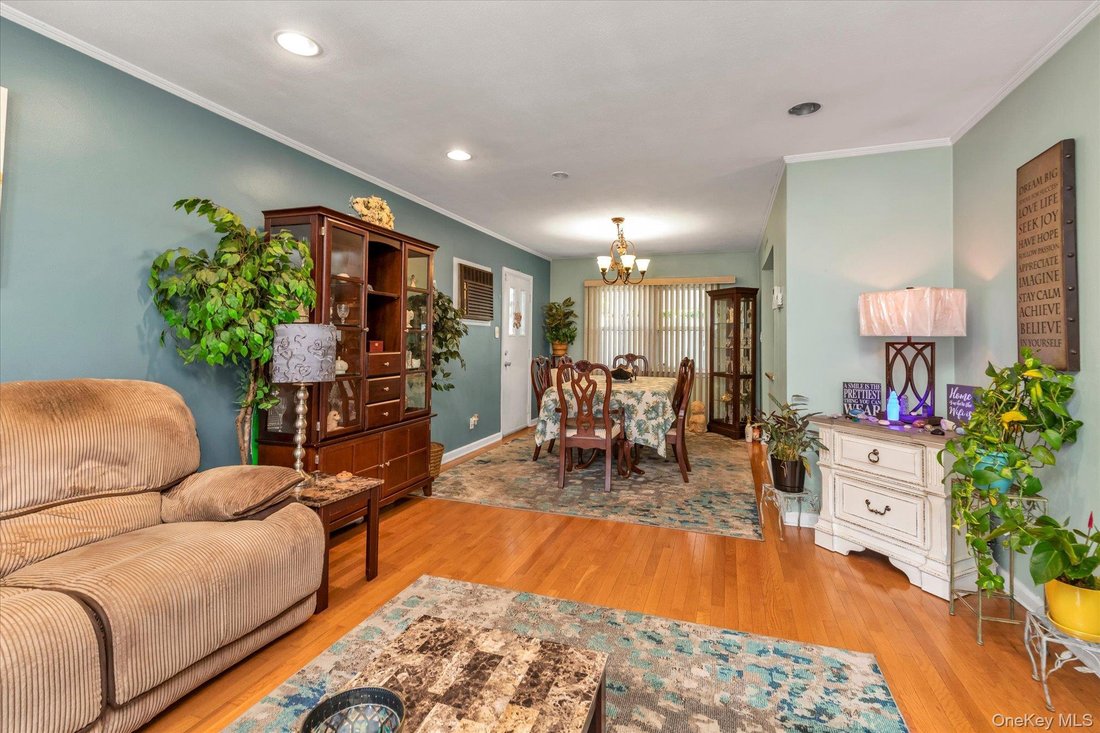 House in Oceanside, New York, United States 4 - 19014742
