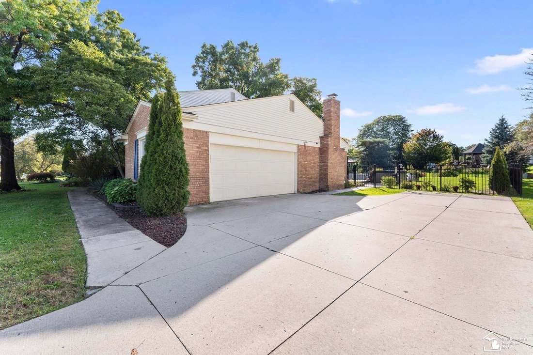 House in Plymouth, Michigan, United States 2 - 19010047