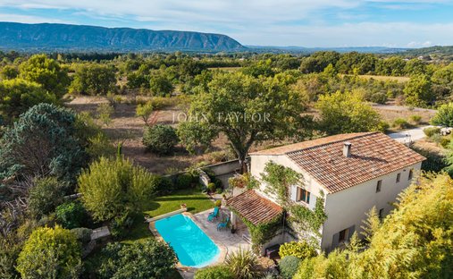 Haus in Cabrières-d'Avignon, Provence-Alpes-Côte d'Azur, Frankreich 1