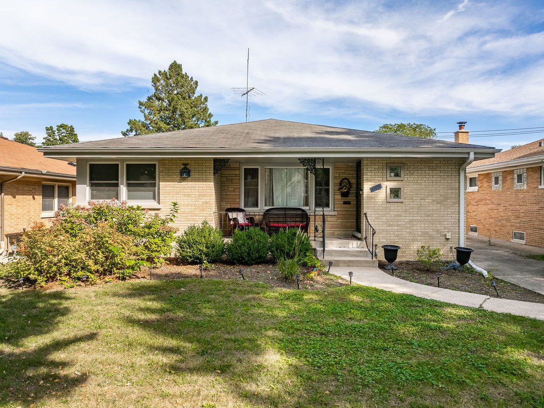 House in La Grange Park, Illinois, United States 1 - 19010078