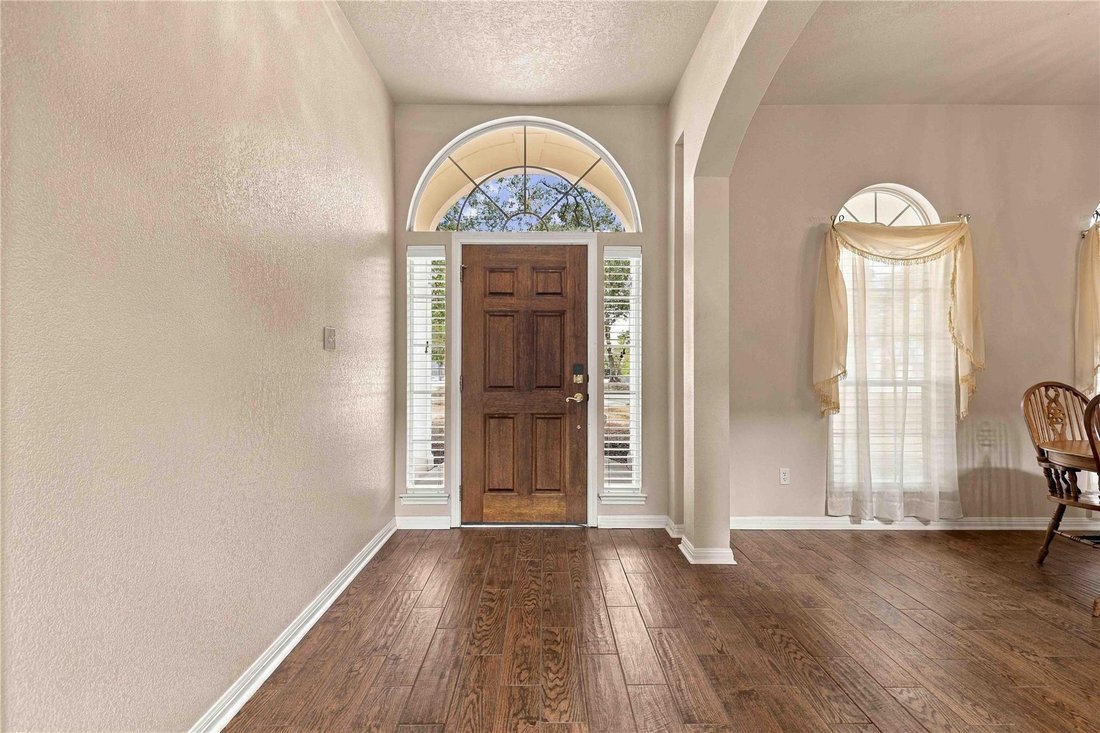 House in Elgin, Texas, United States 3 - 19013193
