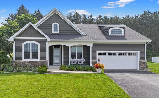House in Traverse City, Michigan, United States 1