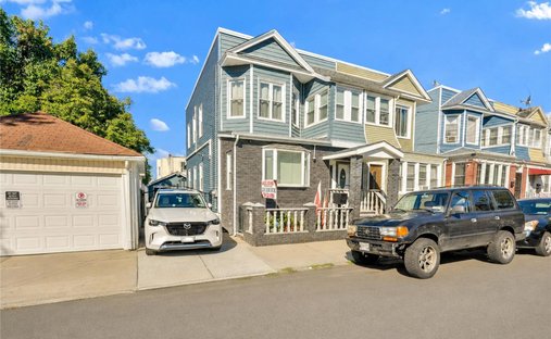 House in New York, New York, United States 1