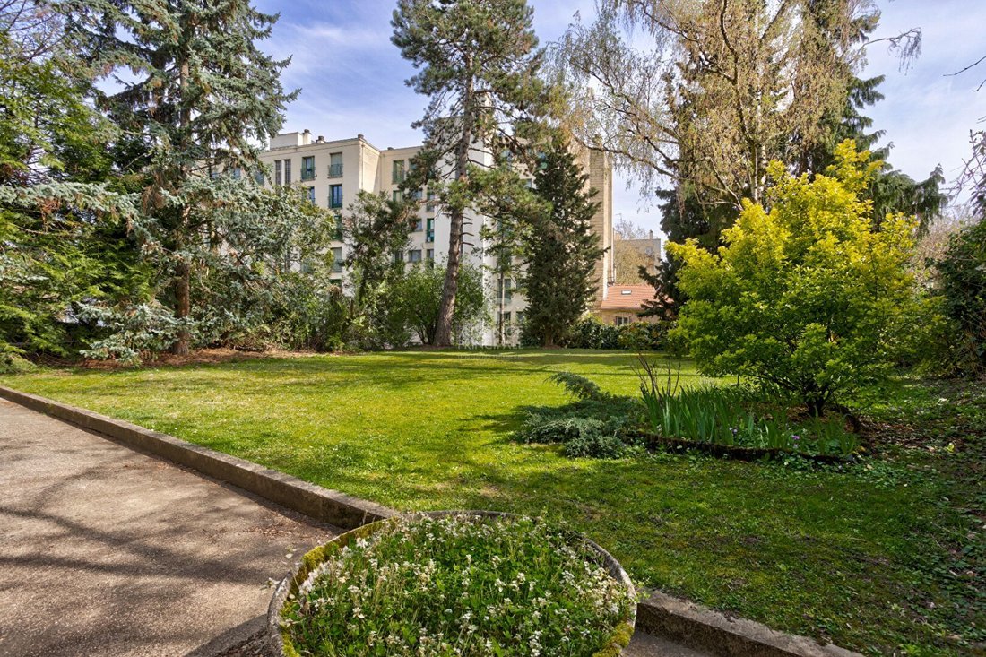 Apartment in Pavé des Gardes, Chaville, France 2 - 19010614