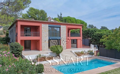 Villa in Bois Fleuri-Chevre d'Or-Saint Philippe, Biot, France 1