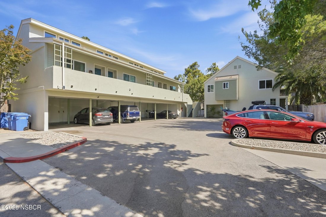 San Luis Obispo, California, United States 4 - 19011892