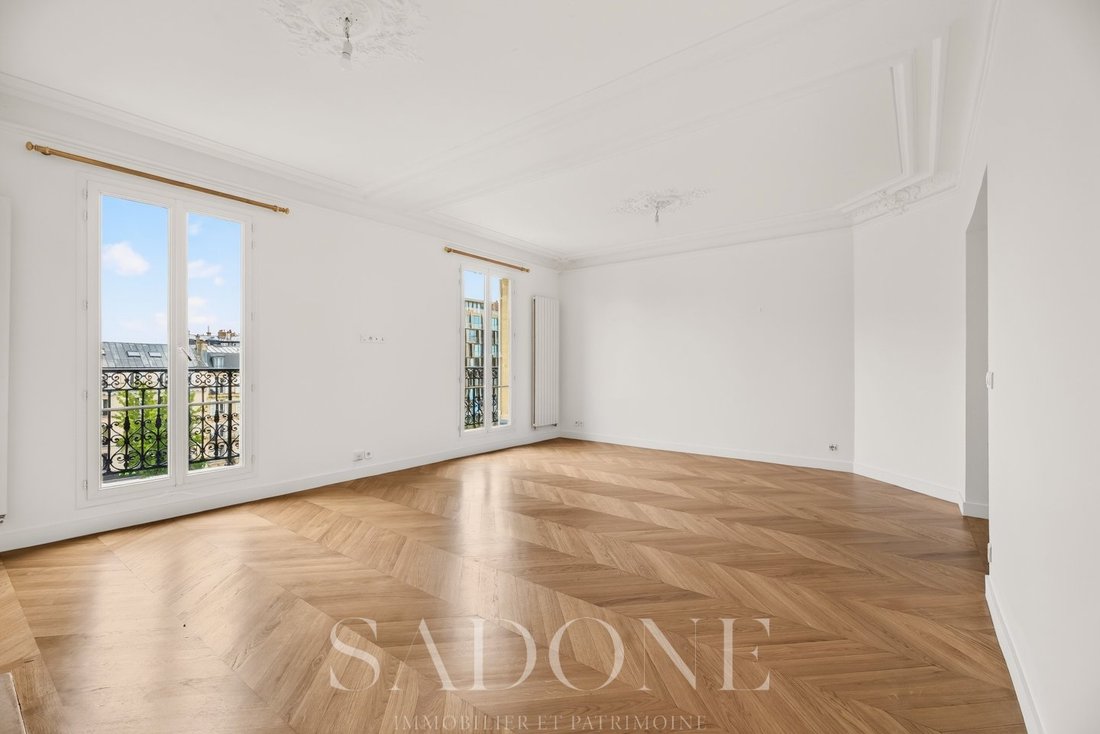 Apartment in La Plaine des Sablons, Neuilly-sur-Seine, France 4 - 19015597