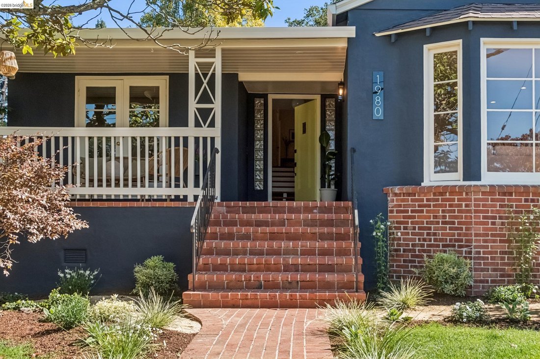 House in Oakland, California, United States 3 - 19012773