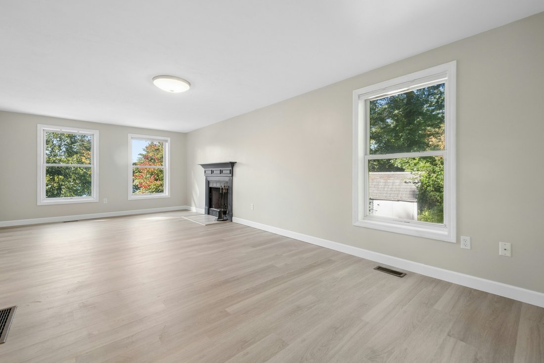 House in Ayer, Massachusetts, United States 5 - 19008739