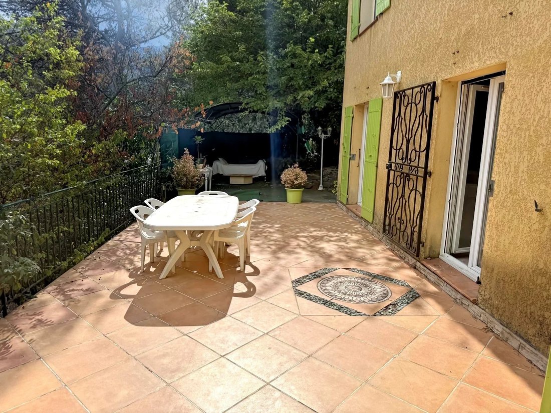 Villa in Sud, Auriol, France 4 - 19010794