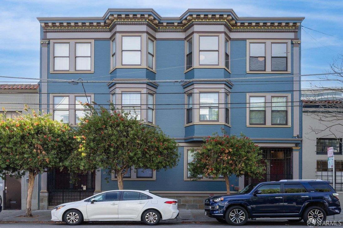San Francisco, California, United States 2 - 19008793