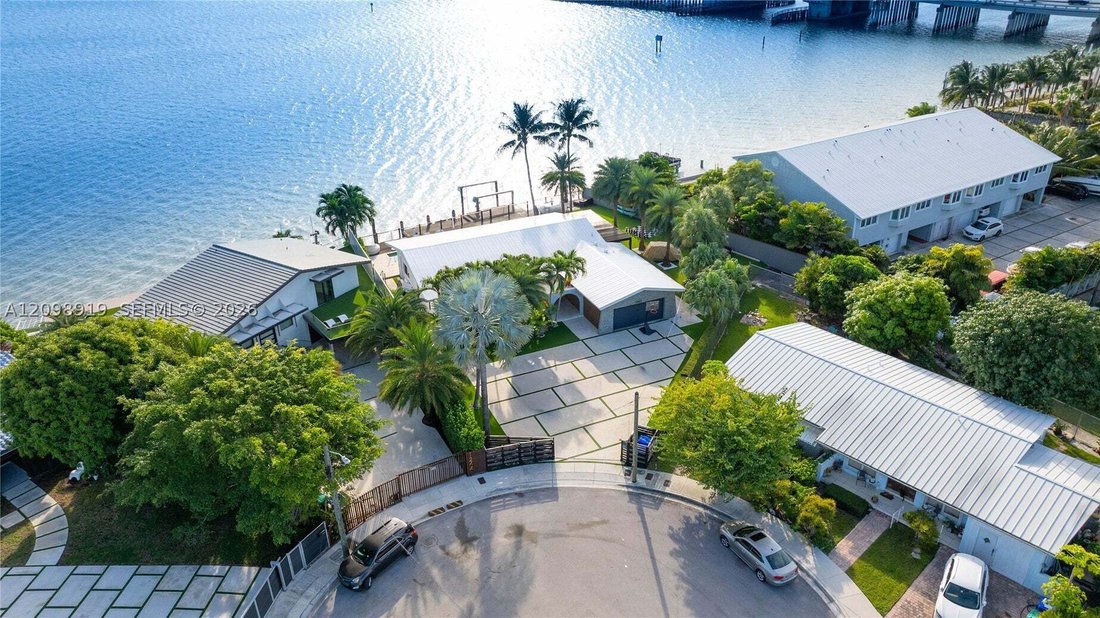 House in Miami, Florida, United States 1 - 19013418