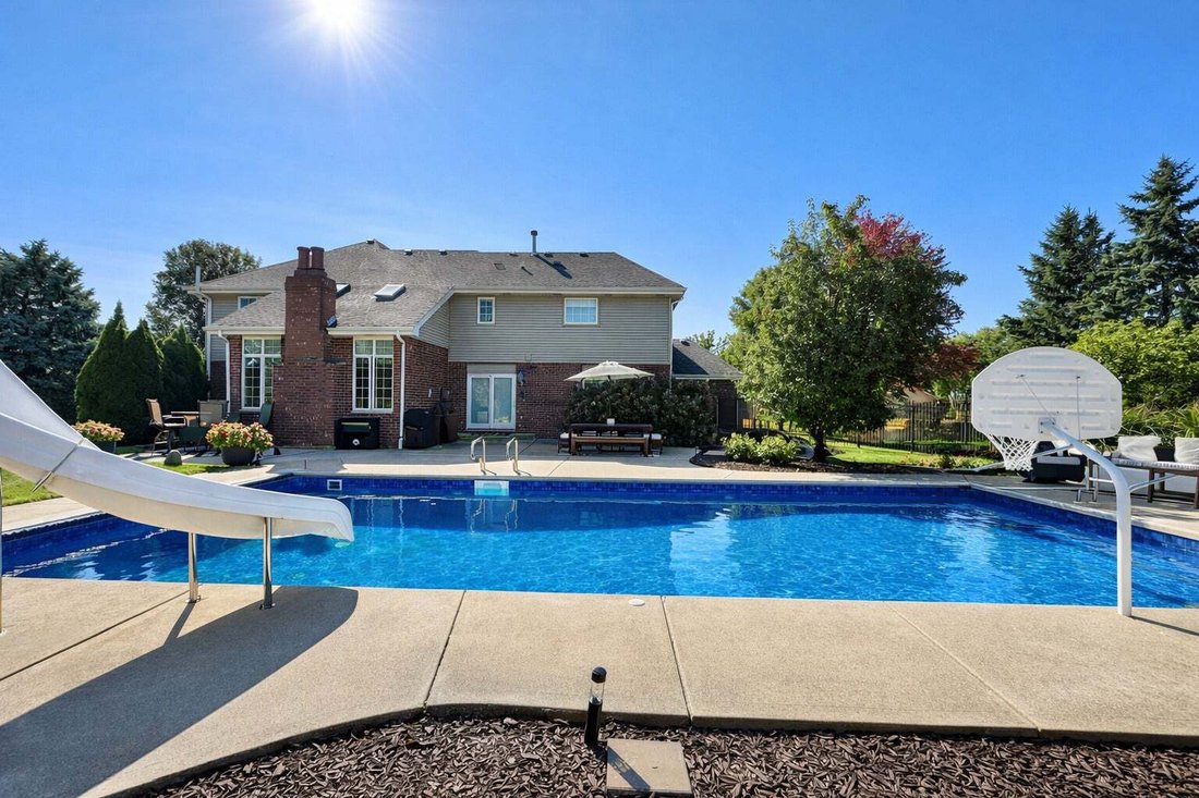House in New Lenox, Illinois, United States 4 - 19010103