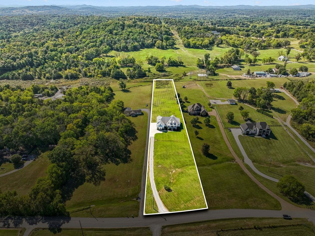 House in Lebanon, Tennessee, United States 2 - 19009361