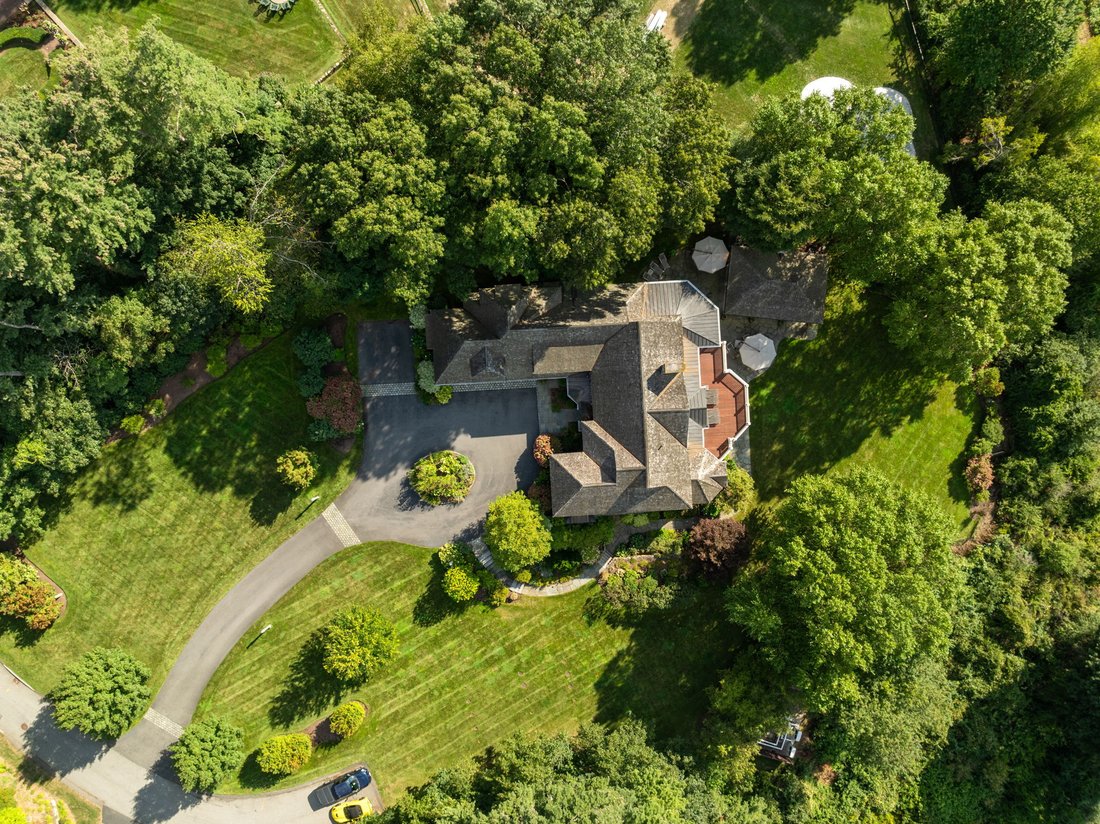 House in Wayland, Massachusetts, United States 3 - 19011718