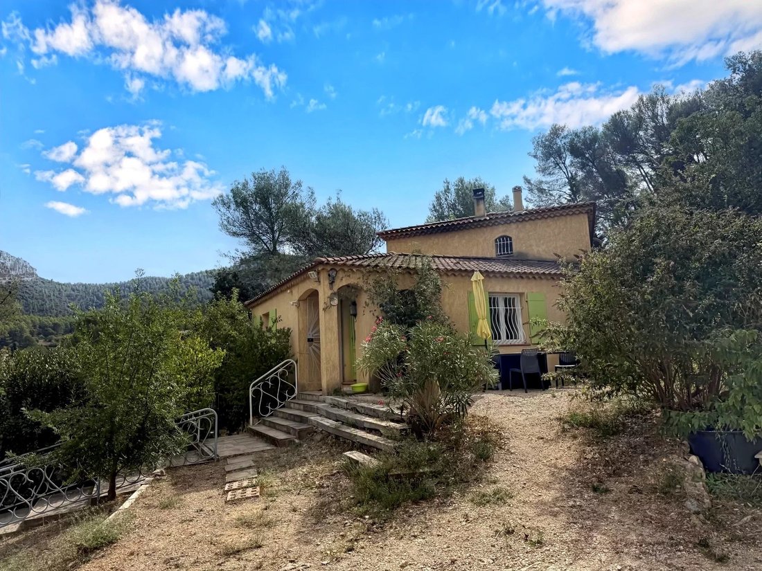 Villa in Sud, Auriol, France 2 - 19010794