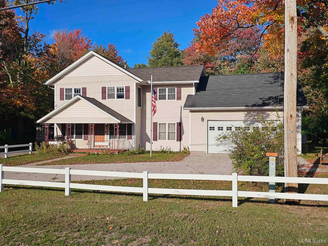 House in Marquette, Michigan, United States 3 - 19013502