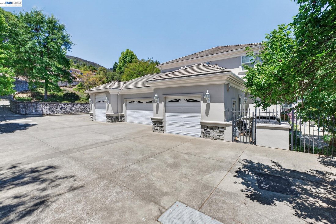 House in Pleasanton, California, United States 4 - 19012739