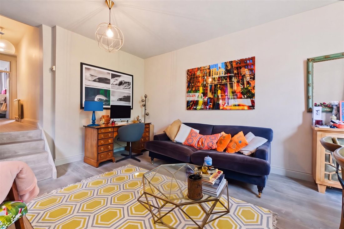 Apartment in Belsize Park, Camden, England 5 - 19012563