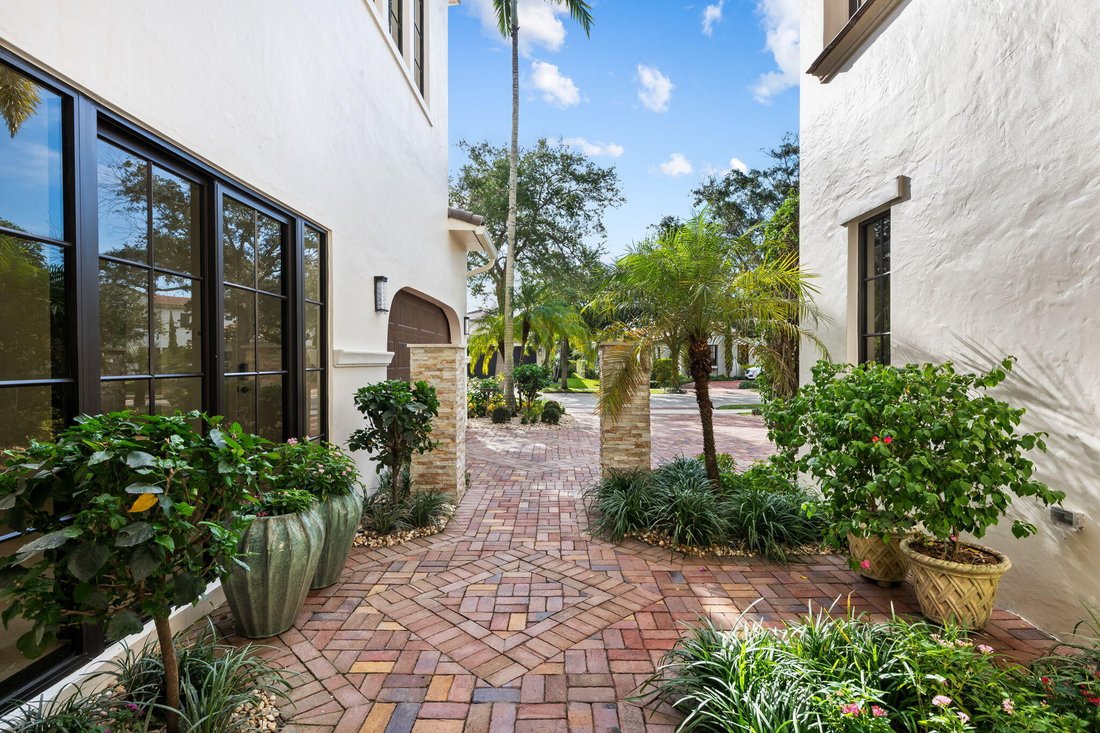 House in Parkland, Florida, United States 3 - 19013228