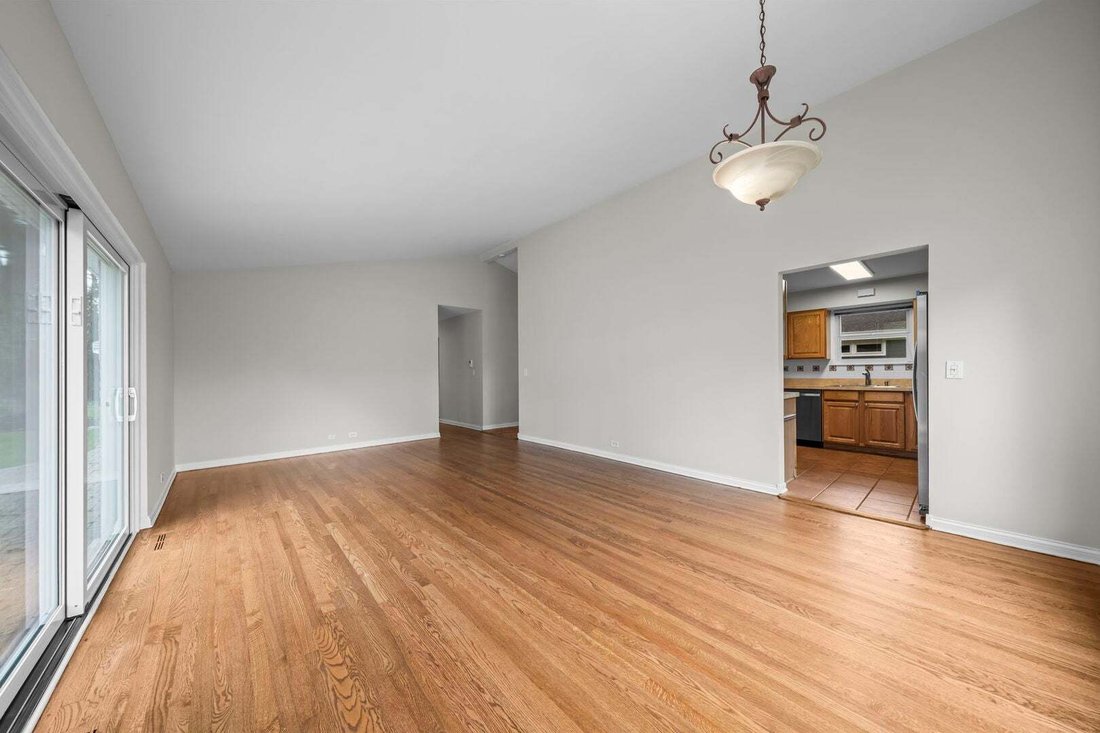 House in Glenview, Illinois, United States 5 - 19010073
