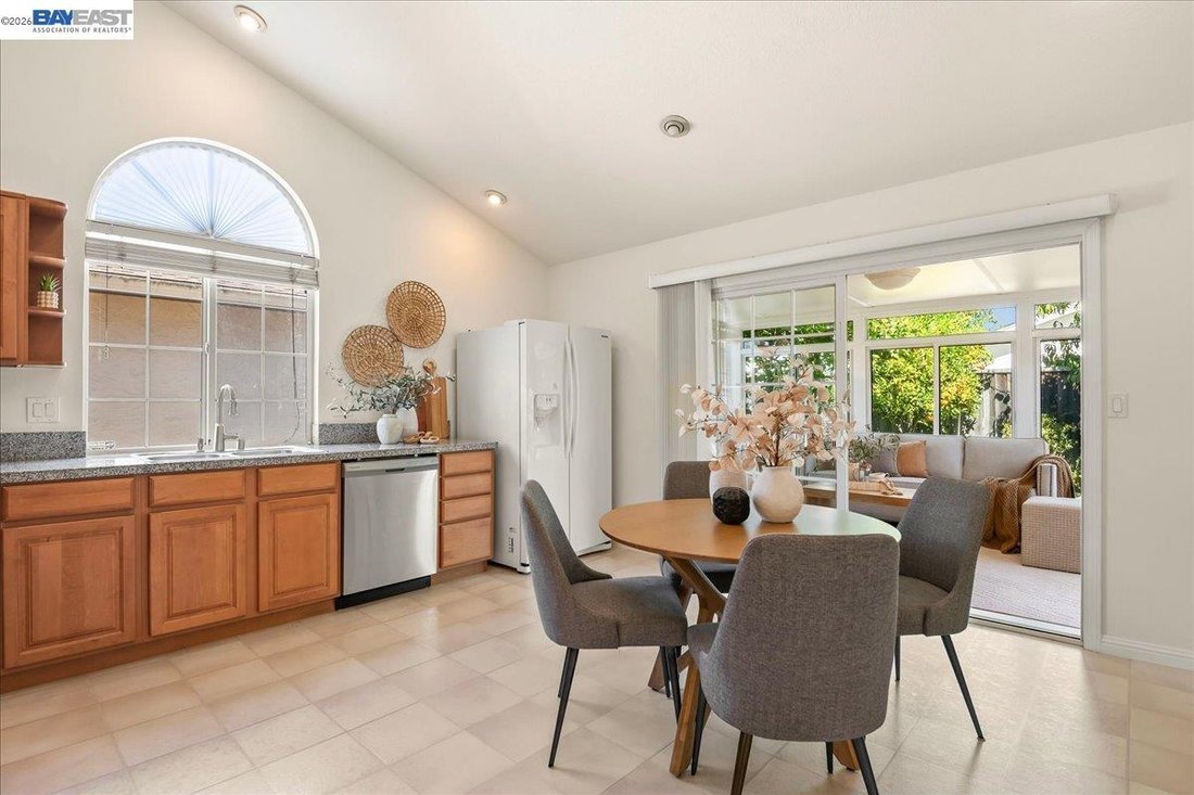 House in Newark, California, United States 5 - 19012884