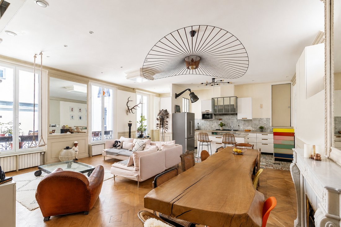 Apartment in Grange Aux Belles-Terrage, Paris 10e Arrondissement, Paris 2 - 19015209