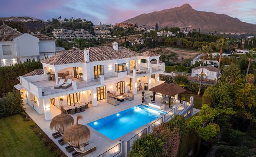 Villa in Nueva Andalucía, Marbella, Spanien 1