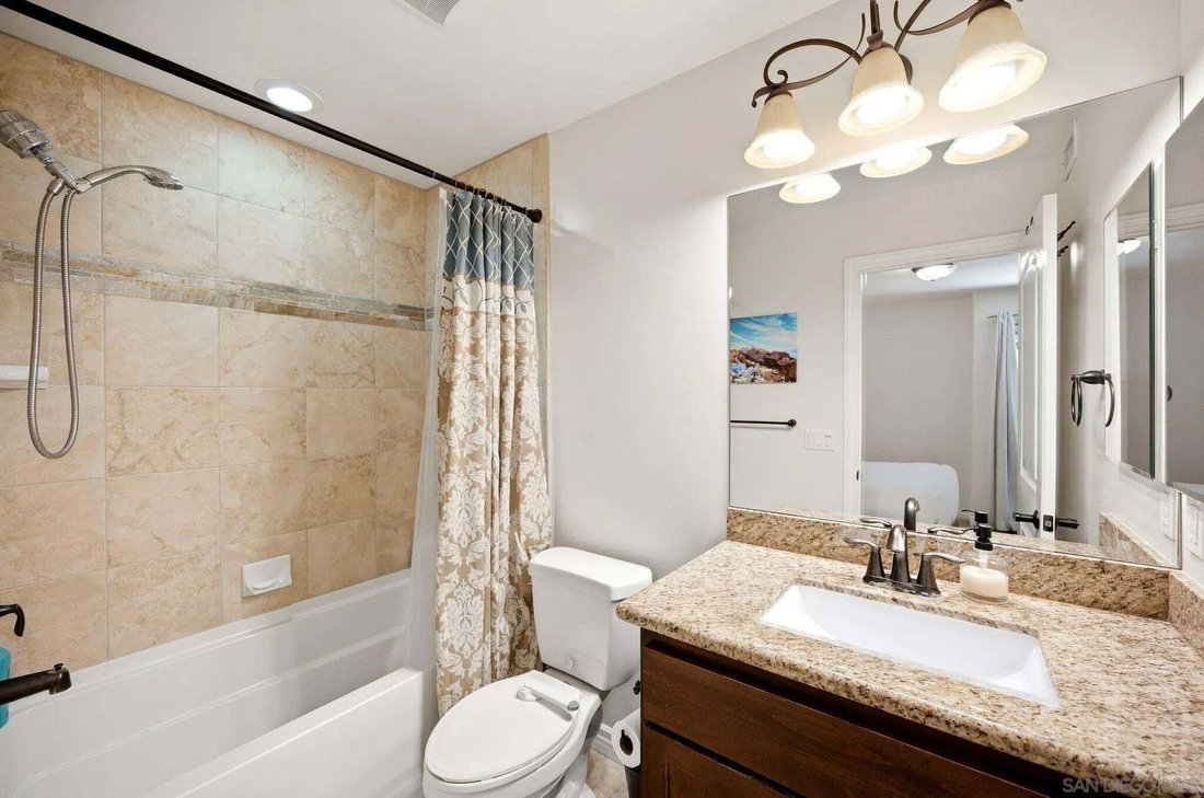 Condo in San Diego, California, United States 4 - 19011485