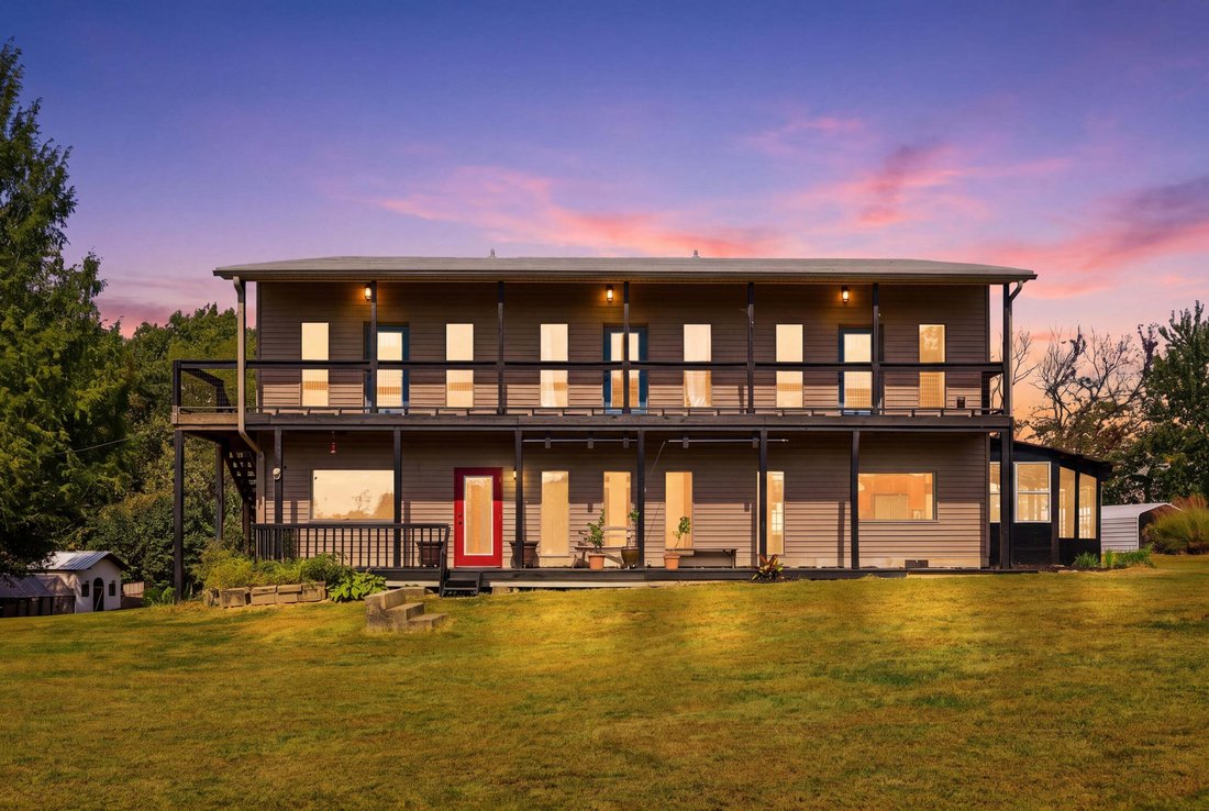 House in Bagdad, Kentucky, United States 1 - 19006441