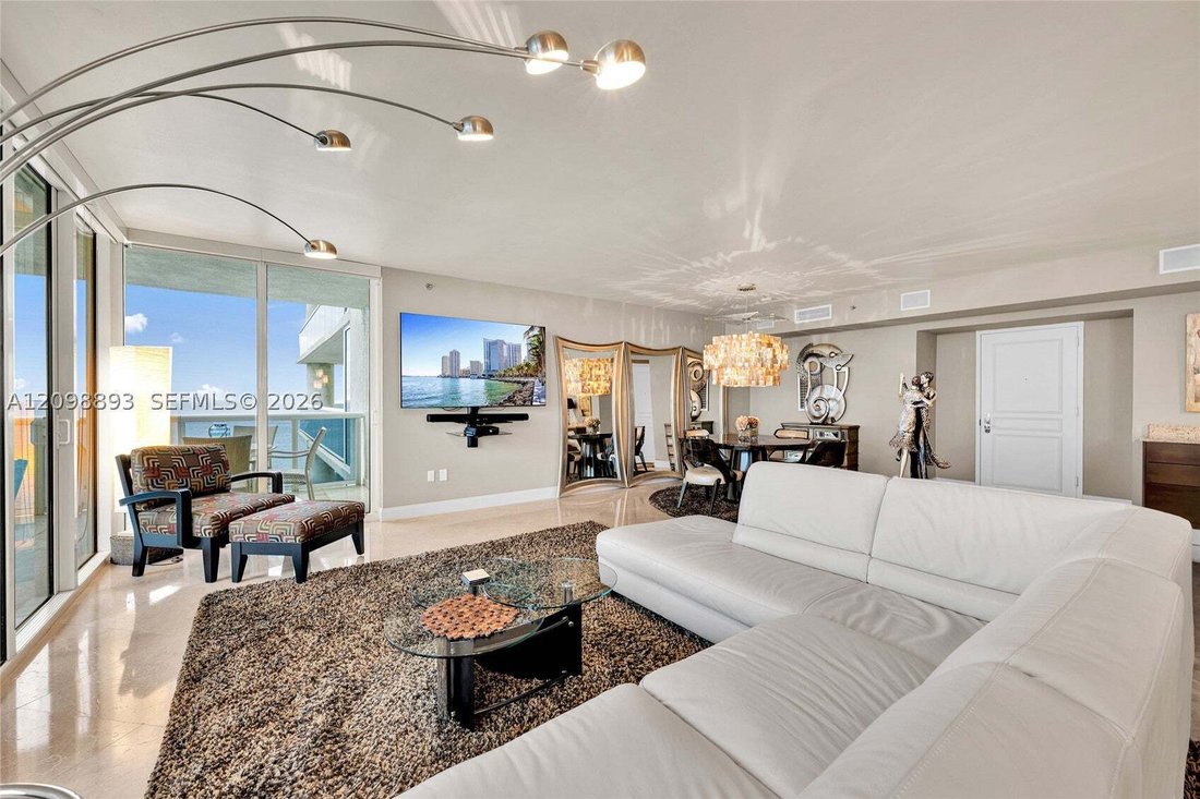 Condo in Hallandale Beach, Florida, United States 4 - 19013416