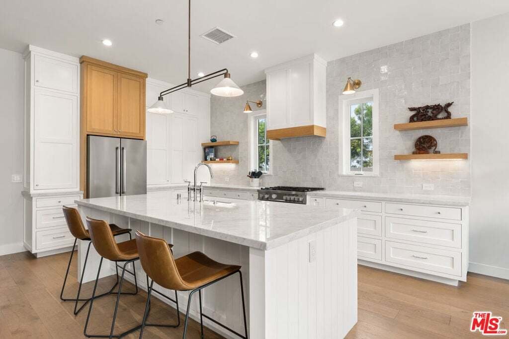 House in Los Angeles, California, United States 5 - 19012641