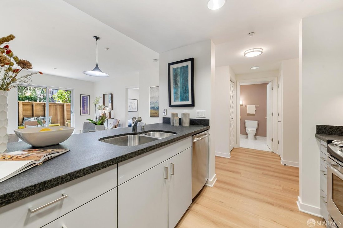 Condo in San Francisco, California, United States 4 - 19012068