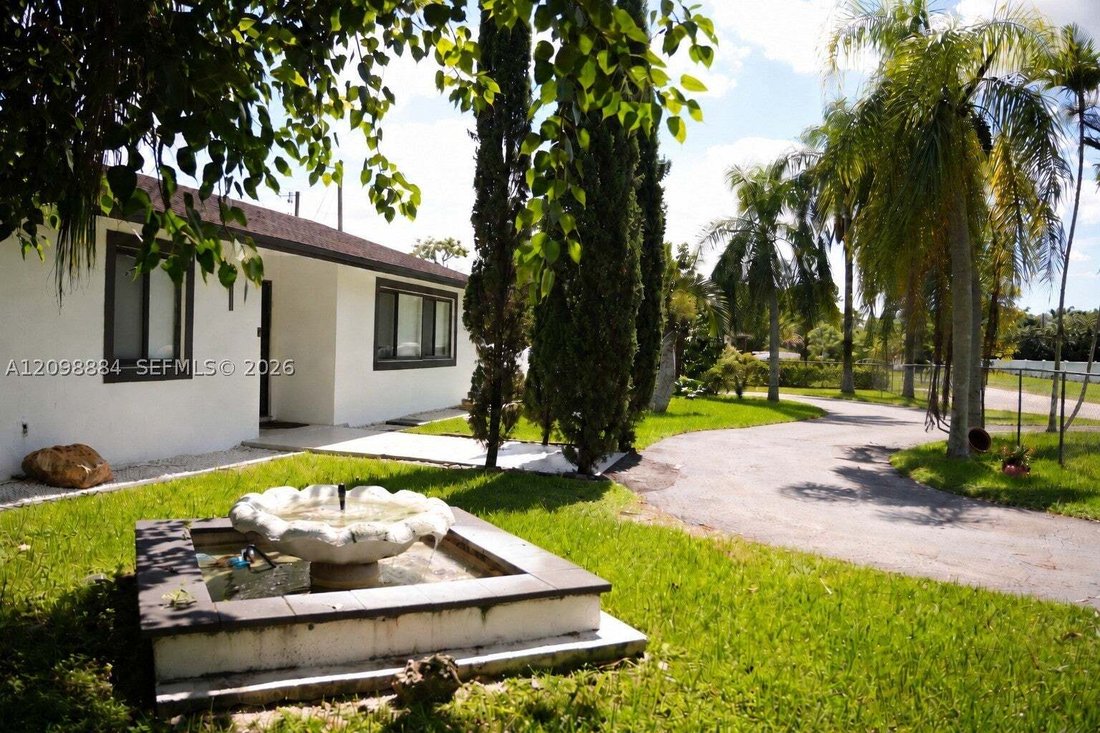 House in Miami, Florida, United States 4 - 19013414