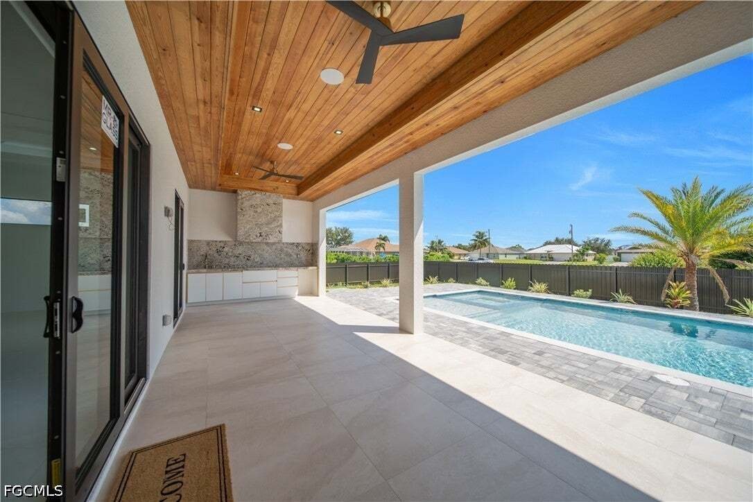 House in Cape Coral, Florida, United States 3 - 19008995