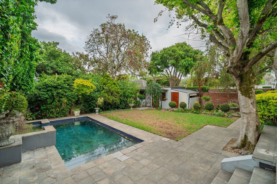 House in Rondebosch, Southern Suburbs, Cape Town 5 - 19012108