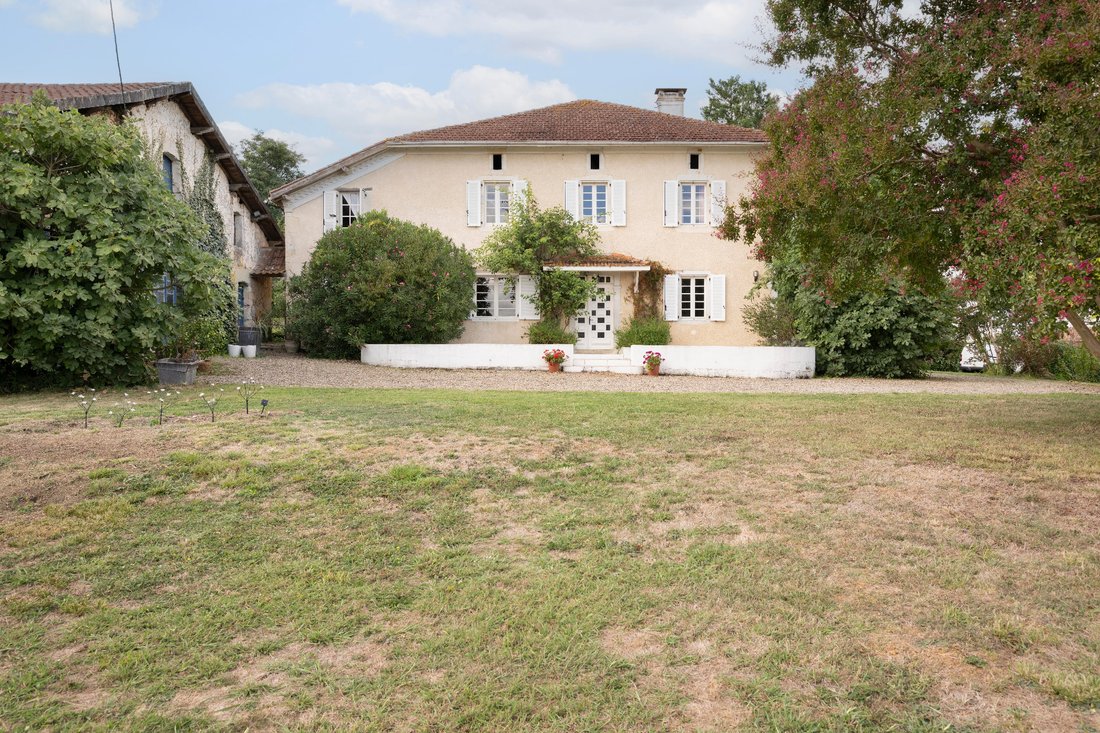 House in Bergouey, Nouvelle-Aquitaine, France 1 - 19015193