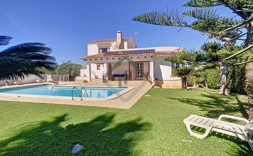 Villa in es Castell, Balearic Islands, Spain 1