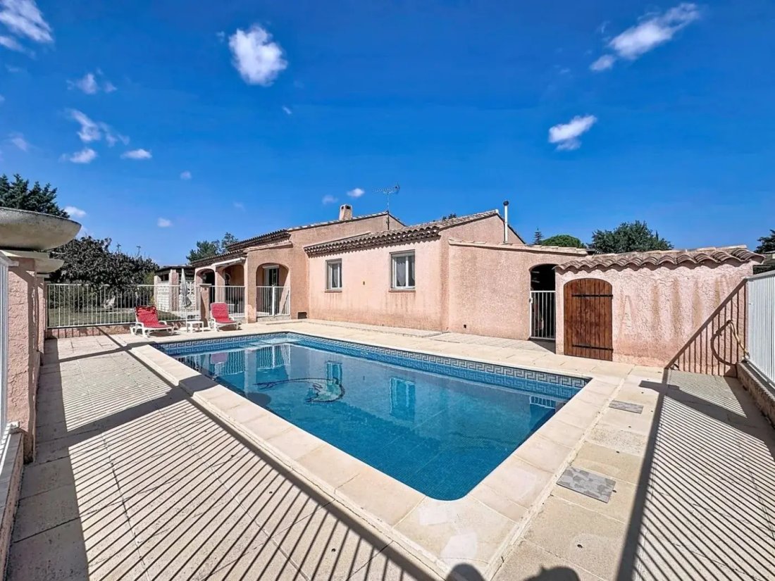 House in Trets, Provence-Alpes-Côte d'Azur, France 4 - 19014861