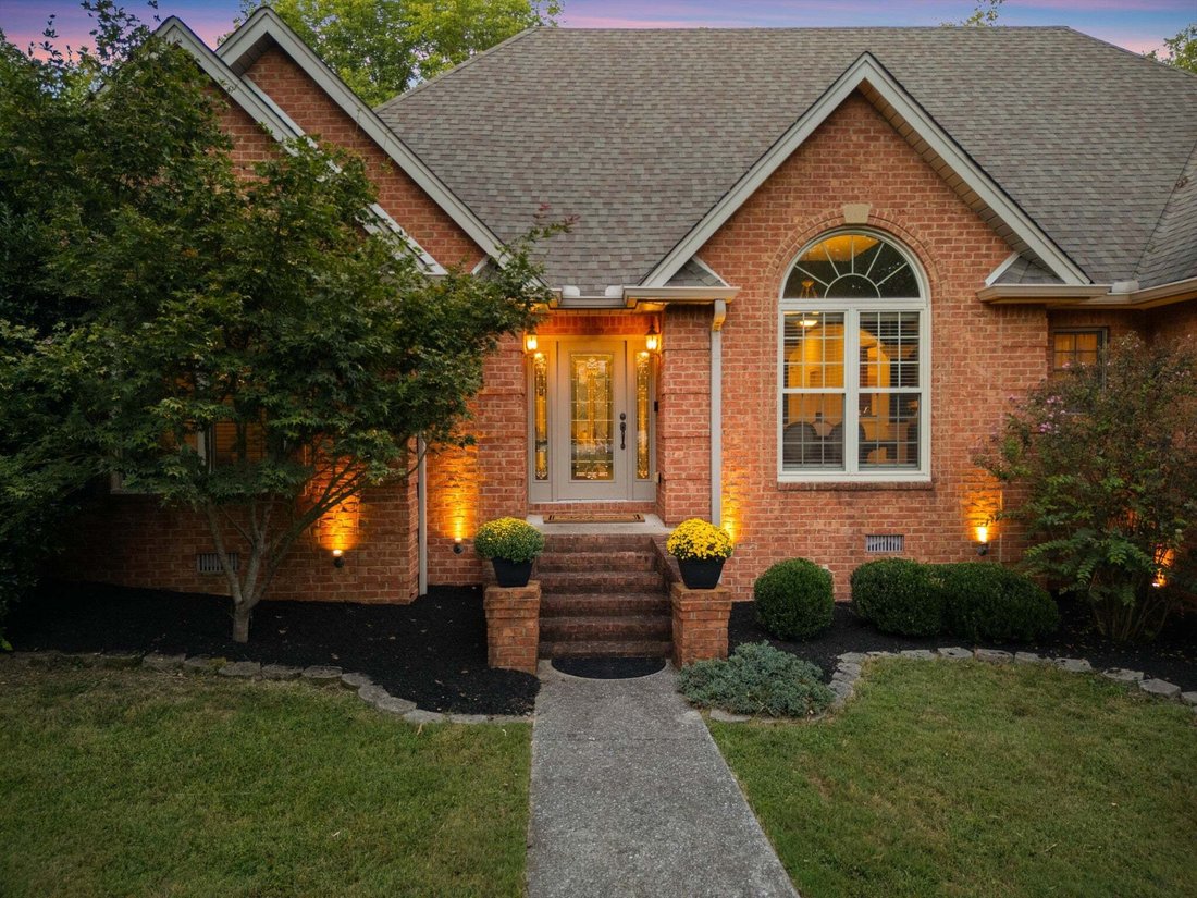 House in Lebanon, Tennessee, United States 4 - 19013005