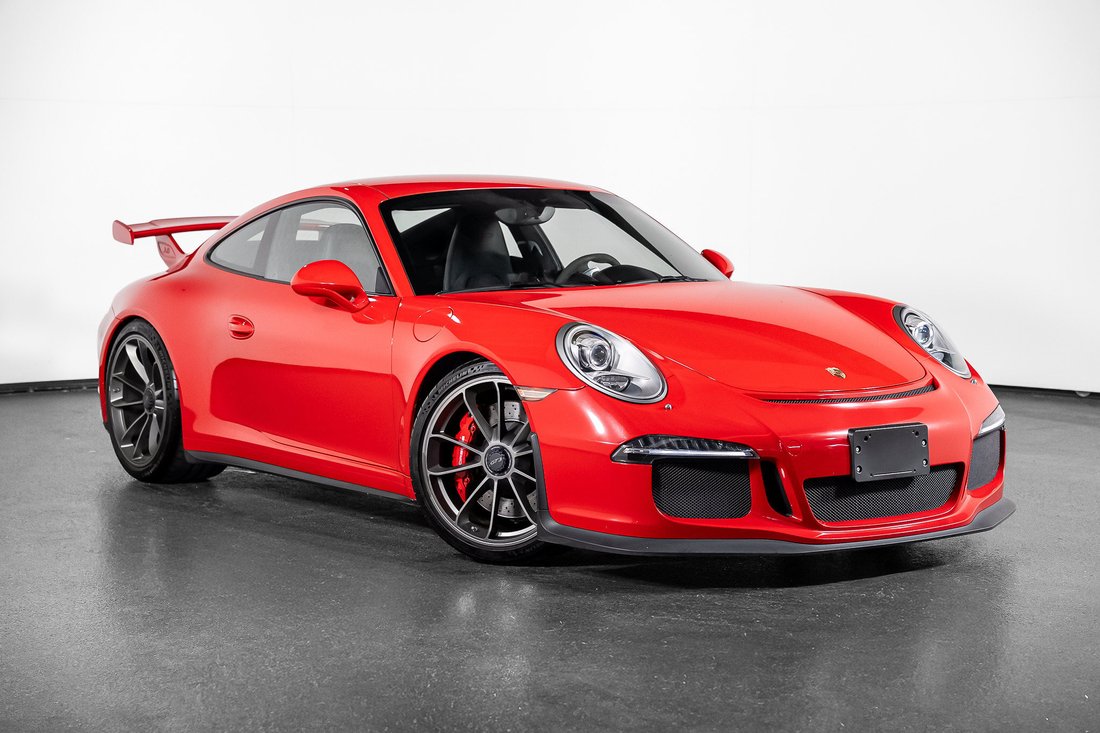 Coupe in Pompano Beach, FL, United States 1 - 19010397