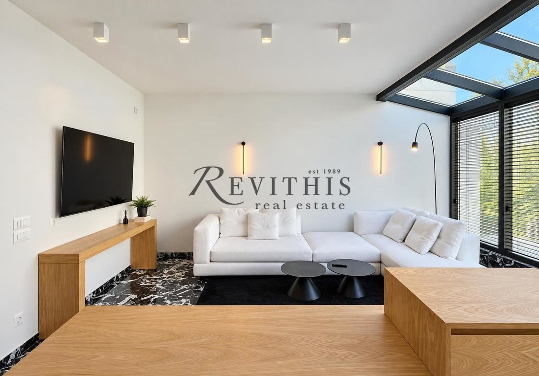 Apartment in Sunoikia Kolonakiou, 1st District of Athens, Athens 2 - 17331558