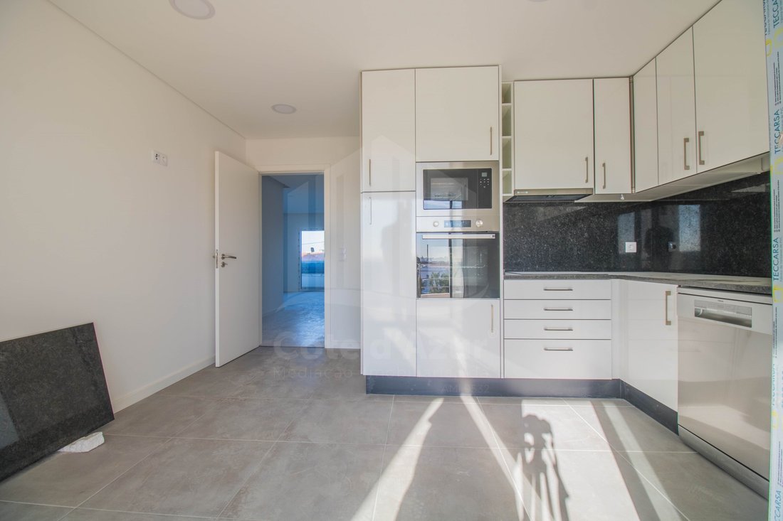 Apartment in Seixal, Arrentela e Aldeia de Paio Pires, Setubal, Portugal 1 - 19015644