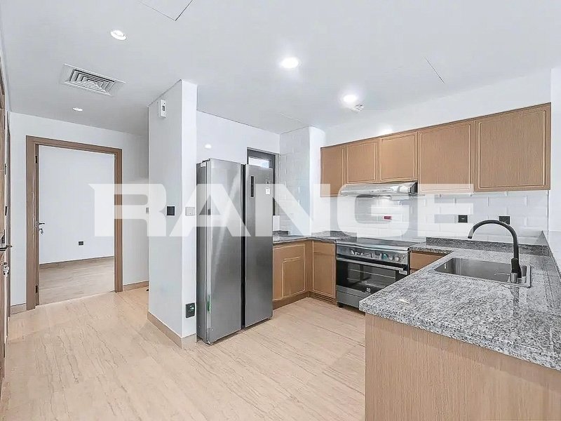 Townhouse in Remraam, Dubai, United Arab Emirates 3 - 19011040