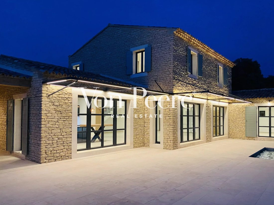 House in Gordes, Provence-Alpes-Côte d'Azur, France 1 - 19010742