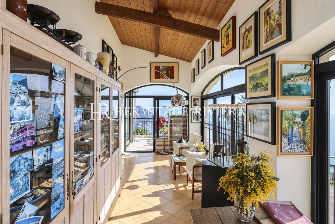 Villa in Menton, Provence-Alpes-Côte d'Azur, France 4 - 19010767